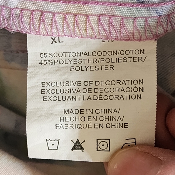 3 Just Love Scrub Tops XL Women's Hearts Zigzag Breast Cancer Colorful - Picture 9 of 10